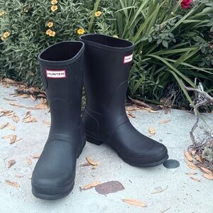 Hunter Classic Black Rain Boots